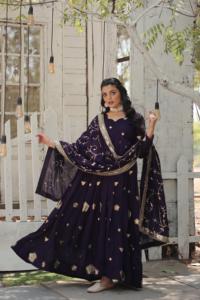 Wholesale Factory Supply <strong>Pakistani</strong> Clothing <strong>Anarkali</strong> Gown with Fancy V-Neck Party Wear at Affordable Price - Product Image 4