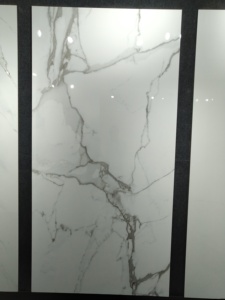 Carreaux vitrifiés émaillés en porcelaine de conception européenne moderne de qualité AAA Grande dalle 1200x2400mm avec surface polie fabriquée en Inde - Product Image 4