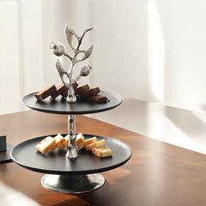 Support à gâteau en aluminium à 2 niveaux au design attrayant avec fini miroir utilisé pour la décoration de table de mariage et d'hôtel de luxe - Product Image 2