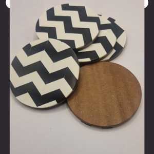 Ensemble décoratif élégant de qualité supérieure Dessous de verre en noyer noir blanc avec incrustation d'os Prix attractif pour tapis de table de qualité supérieure - Product Image 2