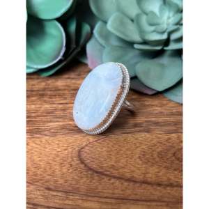 <b>Moon</b> <b>Stone</b> Sterling Silver Oval Statement <b>Ring</b> Size 7 - Product Image 4