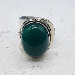 Bague ajustable en argent sterling 925 Malachite Bague épaisse artisanale bohème avec pierre naturelle ornée de diamants et de perles principales - Product Image 4