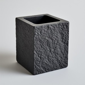 Ensemble d'accessoires de salle de bain faits à la main, créés avec un savoir-faire artisanal, offrant des détails magnifiques, un matériau solide, personnalisé et amélioré - Product Image 3