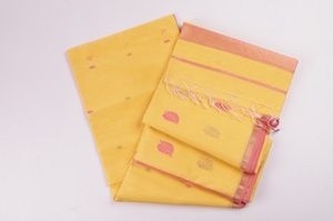 Sari Pipin Nakshi, Prendas de Alta Gama para Mujer, Disponible en 50 Unidades - Product Image 2