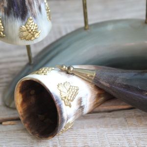 Auténticas copas de cuerno para beber hechas a mano para amantes de la cerveza hechas por Tayyab Handicraft - Product Image 3