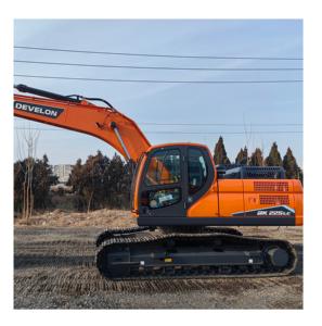 เครื่องขุดดินขนาดเล็กแบบใช้แล้วเครื่องจักรดั้งเดิมในจีน - Product Image 1