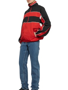 Veste coupe-vent d'extérieur imprimée personnalisée en usine veste de pluie compressible légère à doublure en maille pour hommes - Product Image 4