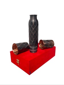 Botella de agua de cobre impresa estilo diamante disponible más duradera y extra confiable para uso antibacteriano con caja de terciopelo - Product Image 4