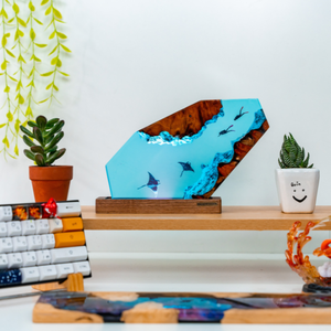 Lámpara de resina personalizada, lámpara de resina de Anime, luz de noche LED, regalo hecho a mano, lámpara de diorama art deco, regalo personalizado, lámpara de epoxi de Anime - Product Image 3