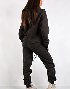 Chándal personalizado de 100% algodón de gran tamaño con hombros caídos para mujer, traje de jogging con logotipo impreso personalizado para mujer - Product Image 4