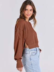 Sweats à capuche courts pour femmes sur mesure en gros, 100% coton molletonné, écologiques, respirants, logo frontal personnalisé, service OEM personnalisé - Product Image 3