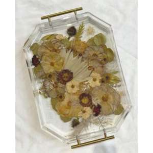 Elegante bandeja de servicio de resina para la decoración de la sala de estar diseñada para agregar encanto a la mesa de centro y la estética interior - Product Image 1