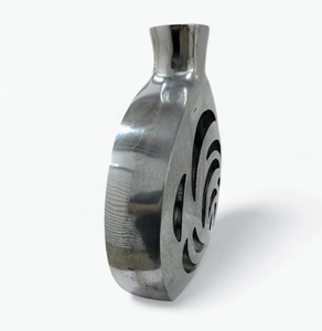 Florero de Metal de Aluminio Plateado Antiguo de Diseño Moderno con Acabado Personalizado y Base para Decoración del Hogar - Product Image 6