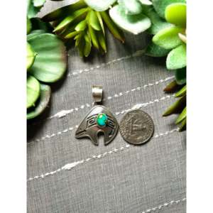 Pendentif Shirley Henry en turquoise de la montagne Sonoran et argent sterling avec technologie d'incrustation à sertissage clos - Product Image 2