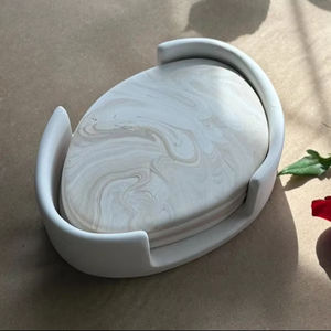 Sous-verres en marbre blanc et pierre de qualité supérieure avec bordure dorée, tampons de boisson polis pour les cadeaux de luxe et la décoration intérieure - Product Image 1