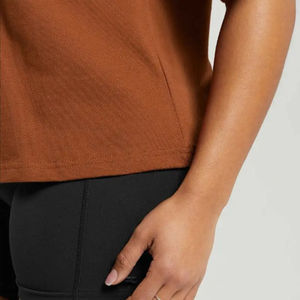 T-shirts pour femmes T-shirts d'entraînement T-shirts de gymnastique durables pour femmes Caractéristiques respirantes, séchage rapide sur la taille T-shirts en coton confortables - Product Image 4