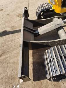 Mini-excavatrice Yanmar VIO55-6 d'occasion 2022 de 5,5 tonnes avec flèche pivotante et lame de remblai pour moteur et boîte de vitesses - Product Image 3