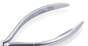 Nghia Export C-08 acier inoxydable gris fini superbe pince à cuticules Nail Art manucure pédicure ensemble boîte emballée - Product Image 4