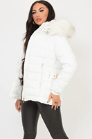 Chaqueta de Plumón para Mujer, Diseño Personalizado, Color Blanco, OEM, con Capucha de Piel Sintética, Cierre Completo y Acolchado, Chaqueta de Invierno