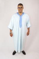 Gabardine marocaine Gandoura bleu ciel pour hommes Robes caftan faites à la main 10 OEM Lavable Traditionnel Personnalisé Accepté