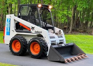 รถตักล้อยางแบบสกิดสเตียร์ - Product Image 5