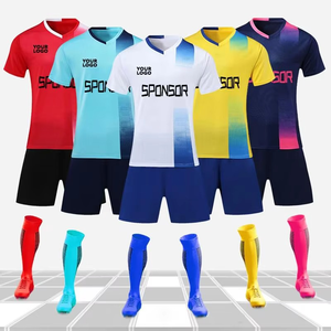 Logo personnalisé Nom Maillot de Football Hommes Bleu Rouge Uniformes Club Équipe Respirant Séchage Rapide Vêtements de Football Ensemble pour Garçons et Filles - Product Image 2