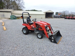 รถแทรกเตอร์ขนาดเล็ก Massey Ferguson GC1725M 70 แรงม้า ขับเคลื่อน 4 ล้อ สภาพใช้งานมาแล้ว พร้อมเกียร์และเครื่องยนต์ มีสินค้าในสต็อก จัดส่งรวดเร็ว ขาย - Product Image 5