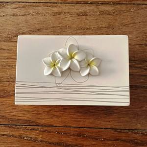 Boîte à bibelots décorative en bois blanche avec motif de fleurs Vente à chaud Cadeaux et artisanat Boîtes en bois Panneaux muraux fabriqués en Inde - Product Image 1