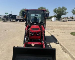 Mejor OFERTA: Tractor Compacto Mahindra 2126 HST con Retroexcavadora y Cargador Frontal para Construcción Agrícola - Product Image 3