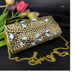 Bolso de Mano de Mosaico Metálico Ligero Hecho a Mano con Diseño Geométrico y Cierre de Botones para Fiestas y Celebraciones con Estilo - Product Image 4