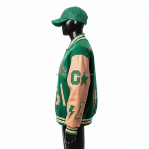 Chaqueta Universitaria Premium para Mujer, Mezcla de Lana de 320 GSM, Cuerpo Verde, Paneles en las Mangas con Logotipo de Chenilla Personalizado, Chaquetas Universitarias para Mujer - Product Image 3