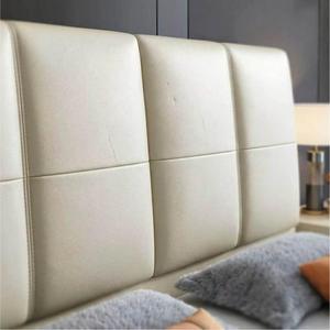 Lit plateforme moderne contemporain à bordure affleurante avec garniture contrastante et empiècements en cuir, cadre de lit King Size, mobilier de chambre silencieux - Product Image 4
