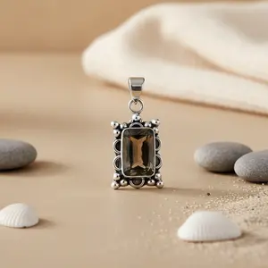 Colgante de Plata 925 con Cuarzo Ahumado para Mujer, Joyería Religiosa Hecha a Mano con Piedras Preciosas, Chapado en Oro Rosa y Rodio, Amatista - Product Image 1