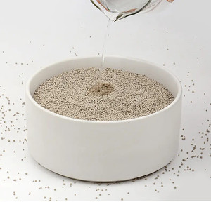 Usine En Gros Offre Spéciale Bentonite Litière Pour Chat 5kg Durable Effet Agglutinant Boule Motif Charbon Actif Zéolite Tofu - Product Image 1