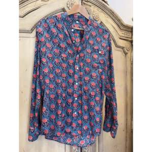 Camisa Casual Color Rosa Pálido para Hombre, 100% Algodón Popelina Transpirable, Tallas XL y XXXL, Estilo Boyfriend - Product Image 1