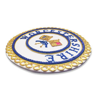 100% uniformes de broderie faits à la main provincial déshabiller et robe tablier à coudre Badge et col bijou Type de mode - Product Image 6