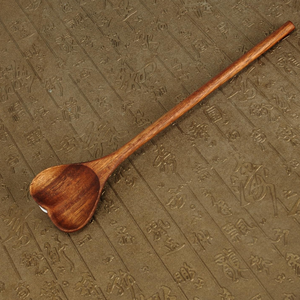 Bonita cuchara de madera con forma de corazón de Acacia para cocina, utensilios de cocina de madera de acacia de alta calidad, venta al por mayor de Vietnam - Product Image 3