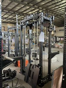 Rack de Potencia Multifuncional con Polea de Cable Integrada para Gimnasio - Product Image 5