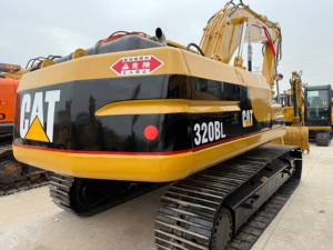 Pelle sur chenilles Caterpillar 320BL hydraulique 20t Excavatrice CAT 320BL d'occasion en bon état à vendre à bas prix - Product Image 3