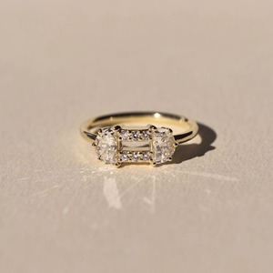 Anillo de Compromiso y Boda de Plata 925 con Diamante Cultivado en Laboratorio con Corte Media Luna Exclusivo, Certificado IGI, Venta al Por Mayor para Exportación - Product Image 5