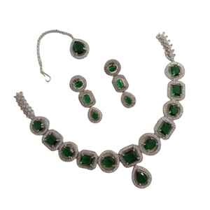 ชุดปาร์ตี้งานแต่งงานทองเหลืองสำหรับผู้หญิงดีไซน์แบบโบราณมาใหม่ไข่มุกเทียมพลอยเทียมมาลาชุบทองคำขาว - Product Image 1