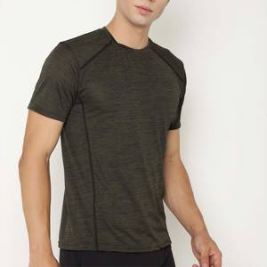 Camiseta atlética para hombre de calidad premium, elegante y duradera, perfecta para gimnasio, correr y entrenar - Product Image 2