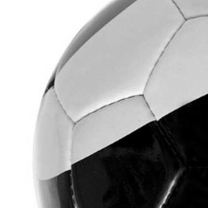 Ballon de football personnalisé de qualité supérieure pour adultes, souple et durable, cousu à la machine, avec une haute rétention d'air pour l'entraînement et les matchs - Product Image 4