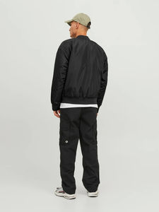 Veste d'université de baseball en satin à motif de logo personnalisé pour hommes veste d'équipe universitaire en laine matelassée de haute qualité pour l'hiver - Product Image 3