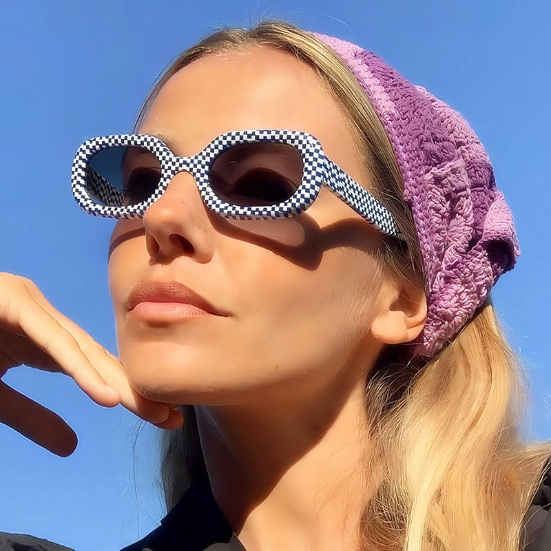 New Arrivals 2024 Retro Men Women Small Frame Jelly Colors Sunglasses UV400  Oval Sun Glasses for Lady