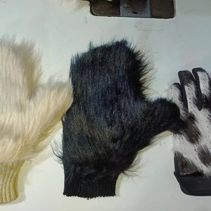 Customized Wholesale Polar Fleece Mittens Colorful Warm Fur <b>Gloves</b> Women Girls Plain Style Winter Sports Cycling Cold Outdoor - Product Image 1