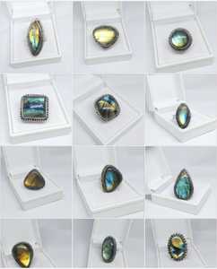 คุณภาพสูงยอดนิยม Natural Labradorite แหวนพลอยสําหรับเครื่องประดับขายส่งแหวนคริสตัลจริงเงินเยอรมัน