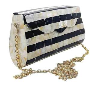 Bolsos de Hombro de Nácar Hechos a Mano de Lujo TIMELESS CRAFT, Bolsos de Mano Elegantes para Mujer, Ecológicos, Tamaño Personalizado para Eventos Formales de Navidad - Product Image 4