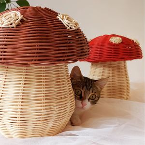 Cesta de setas tejida a mano de ratán natural para niños, cesta de lavandería con forma bonita única para guardar juguetes y libros - Product Image 1