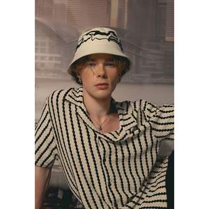 Chapeau Bob Unisexe Adulte Basique Confortable en Mélange Polyester/Lin Synthétique Blanc et Noir avec Broderie Anti-Transpiration et Doublure Large Intérieure - Product Image 2